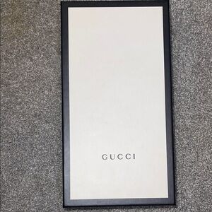 Gucci White & Black Shoe/Display/Gift Box